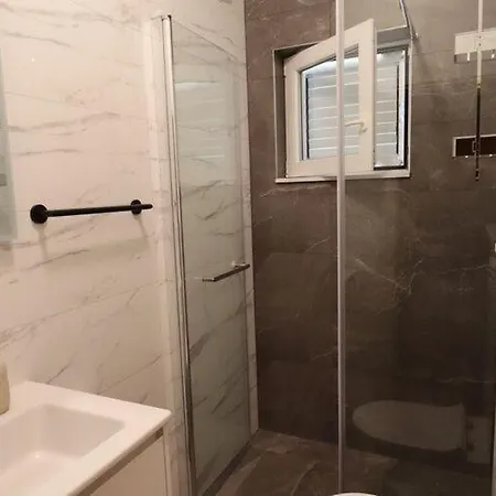 Apartment Magdales - Comfort Three Bedroom *